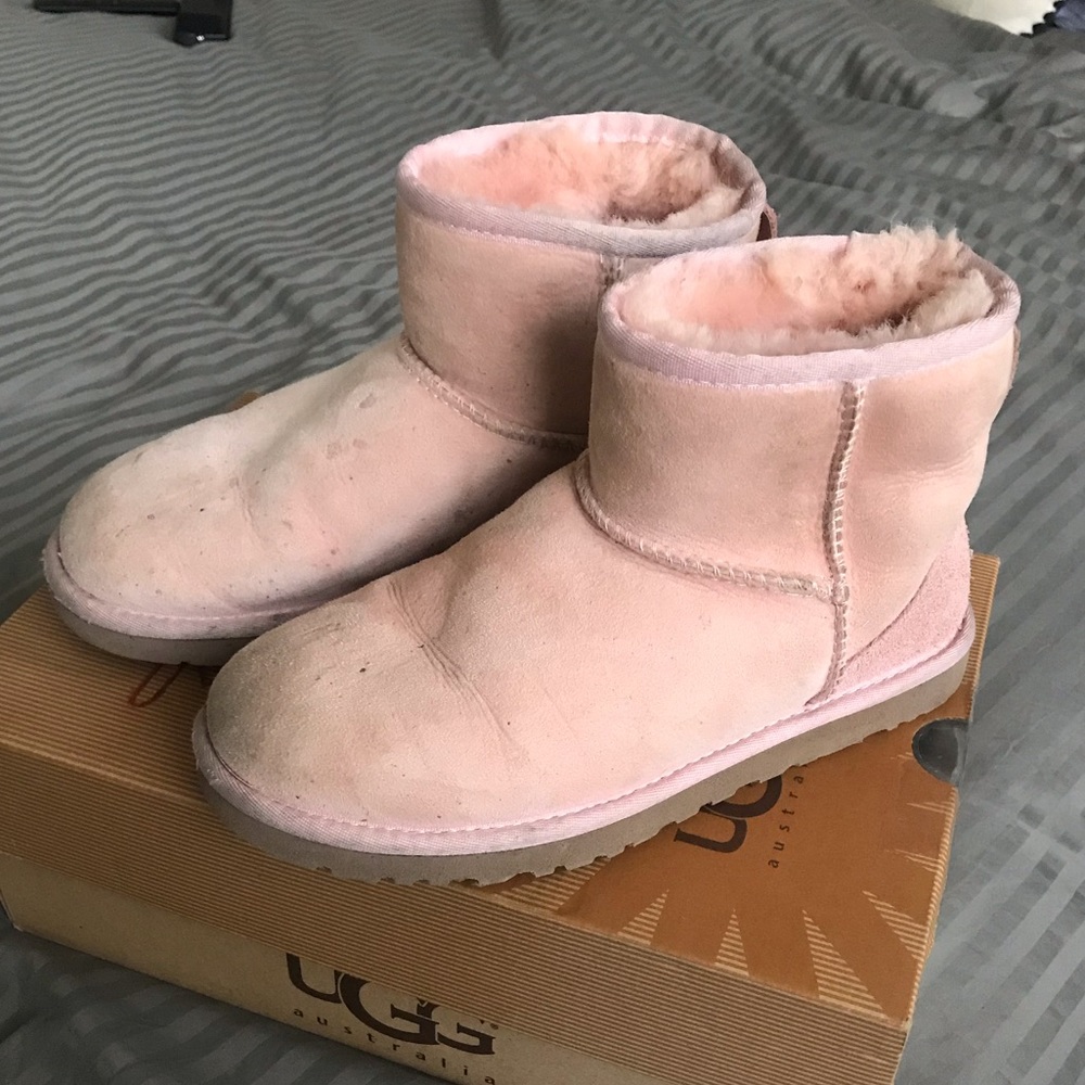 Uggs | Short Light Pink